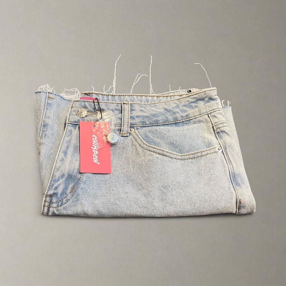 Edikted Women's Blue Shorts - Picture 3 of 3